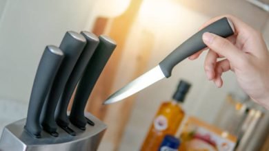 Photo of SHAPES OF KITCHEN KNIFE HANDLES