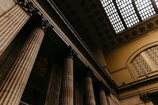 Photo of Why Choosing the Right Family Attorney is Crucial